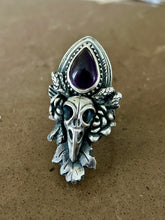 Load image into Gallery viewer, Crow skull and amethyst ring. Size 9