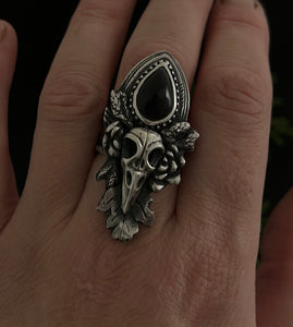 Crow skull and amethyst ring. Size 9
