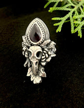 Load image into Gallery viewer, Crow skull and amethyst ring. Size 9