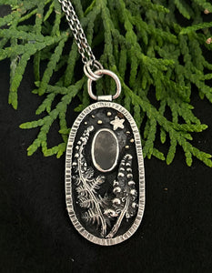 Dendritic agate, sterling silver fern pendant & chain