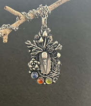 Load image into Gallery viewer, Crow skull, vesuvianite, kyanite and ruby pendant With extendable chain
