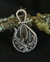 Load image into Gallery viewer, Dendritic agate pedant and chain. Sterling silver with 9k gold accents.