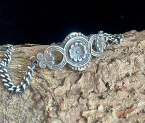 flower victorian brooch bracelet
