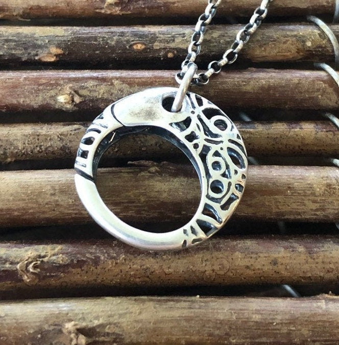Sterling Filigree charm holder.  Spring closure, ideal to hang your SWALK charms on.