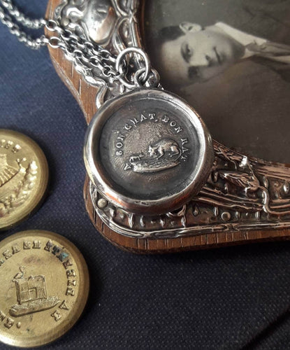 A Bon Chat, Bon Rat..... Antique wax seal pendant.  Good cat, good rat.... tit for tat, Quid pro quo.