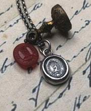 Load image into Gallery viewer, Vincit veritas, truth prevails. Antique wax letter seal pendant. Sterling silver victorian seal impression.