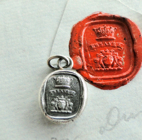 Try..... Essayez. ...  Wax seal jewellery, sterling silver coat of arms. Heraldry antique armmorial