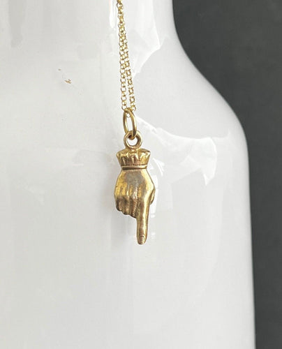 adorable and quirky Victorian hand necklace in 9 carat yellow gold.