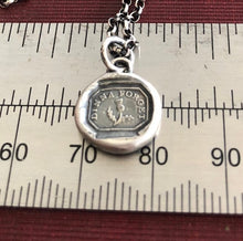 Load image into Gallery viewer, Dinna forget, tiny antique wax letters seal impression, silver handmade pendant.