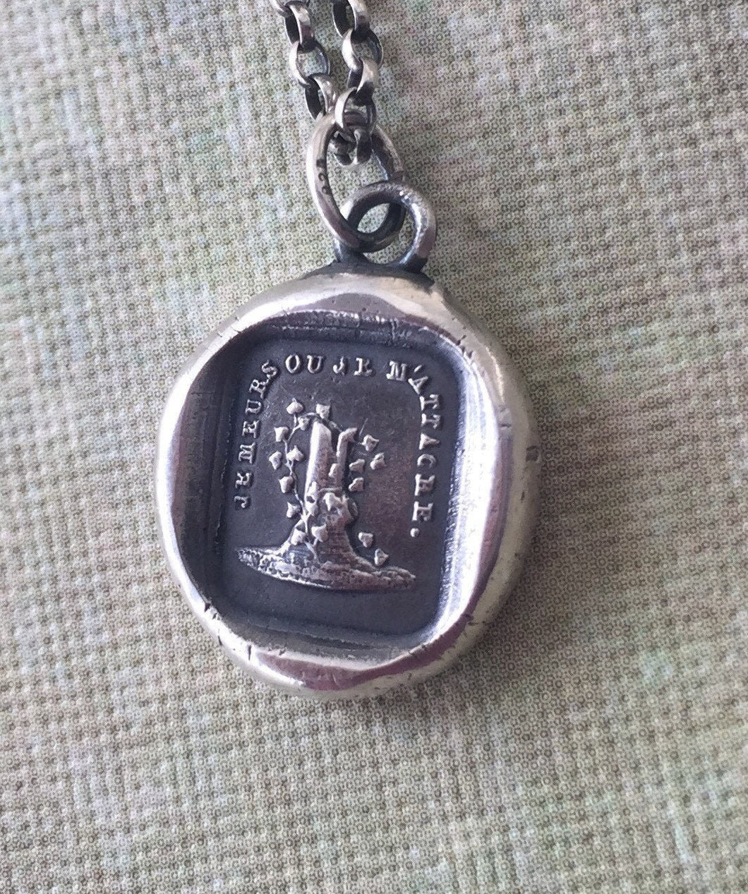 Faithful Ivy pendant. 'I cling or I die. Antique wax letter seal pendant.