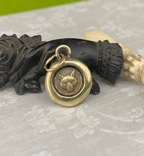 Load image into Gallery viewer, Solid 9 karat yellow gold Fox pendant.
